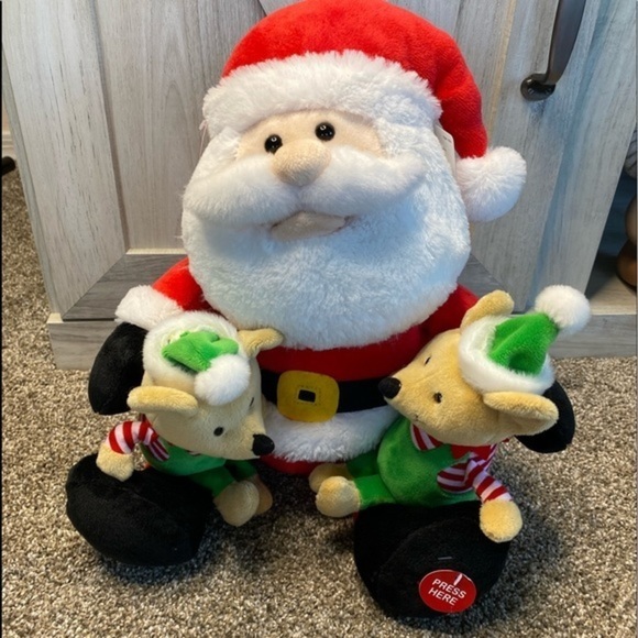 2016 Cuddle Barn Kris & The Kringles 12" Santa with Elf Helpers Animated Musical - Picture 3 of 7